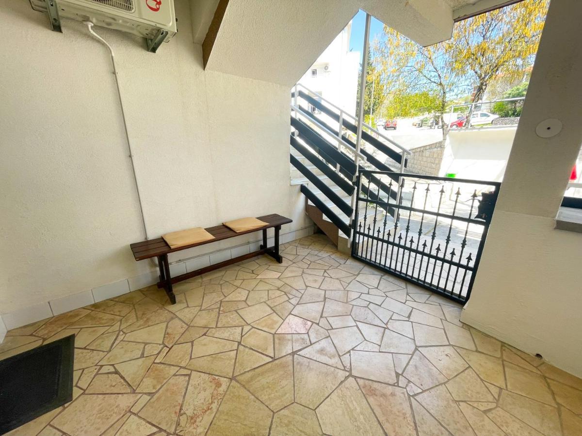 Apartmani Milan Crikvenica Eksteriør bilde