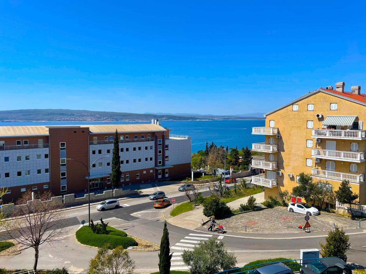 Apartmani Milan Crikvenica Eksteriør bilde