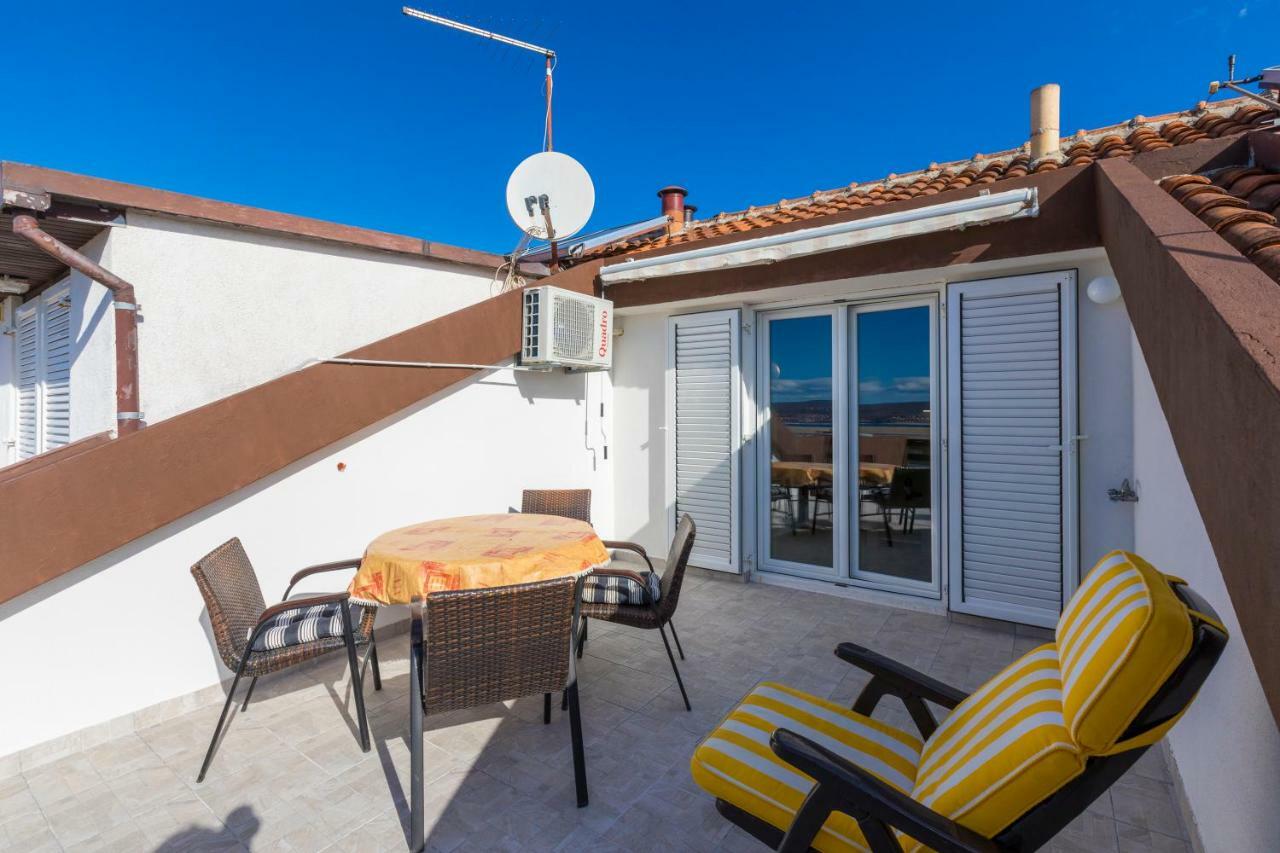 Apartmani Milan Crikvenica Eksteriør bilde