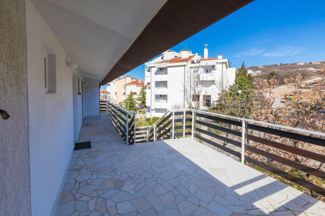 Apartmani Milan Crikvenica Eksteriør bilde