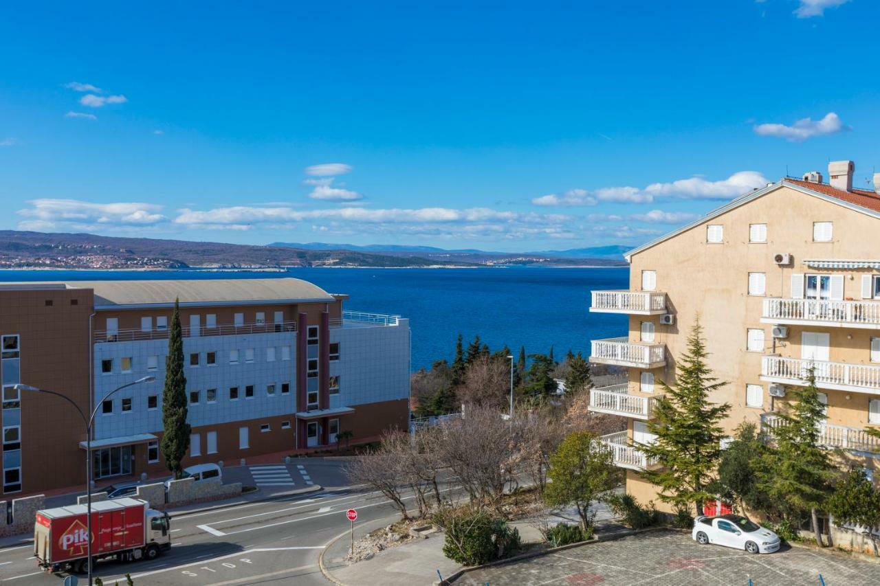 Apartmani Milan Crikvenica Eksteriør bilde